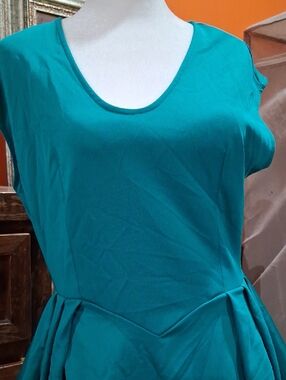 Guess by Marciano Teal Scoop Neck Peplum Top